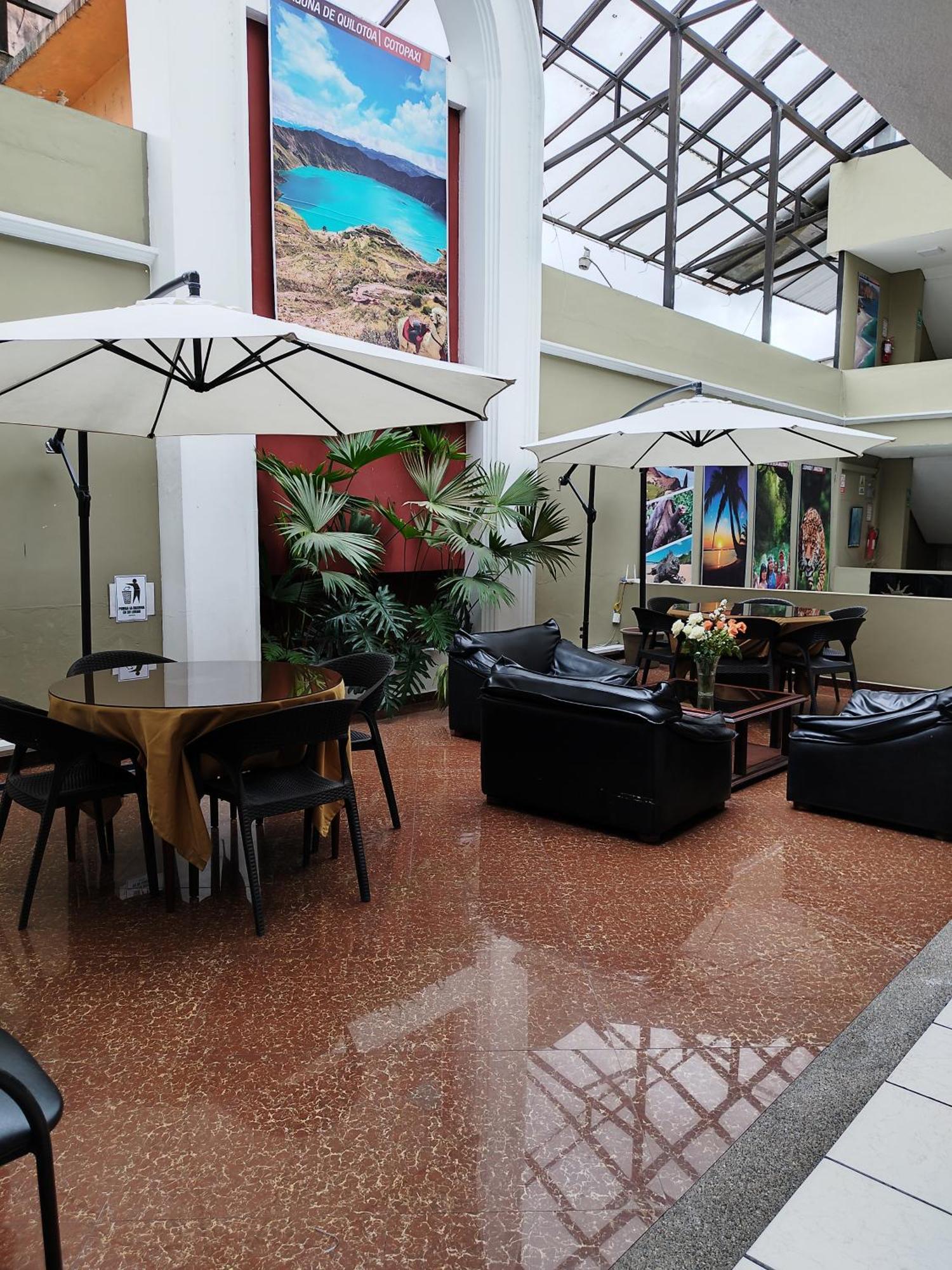 Hotel Puerta Del Sol Santo Domingo de los Colorados Exterior photo